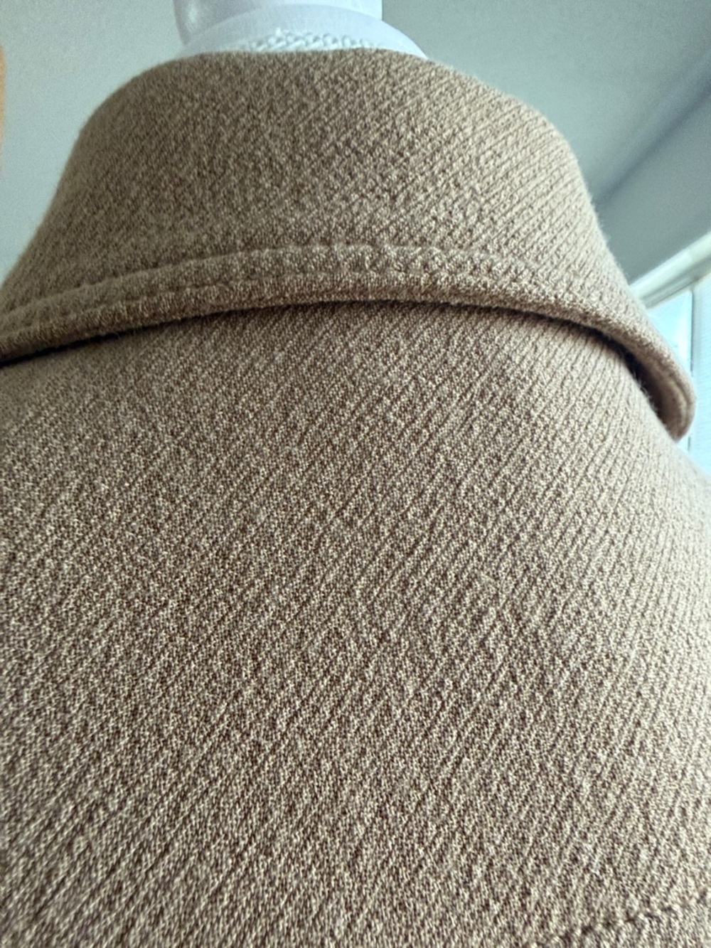 Tailored Camel Single-Breasted Trench Coat - Picture 8 of 13
